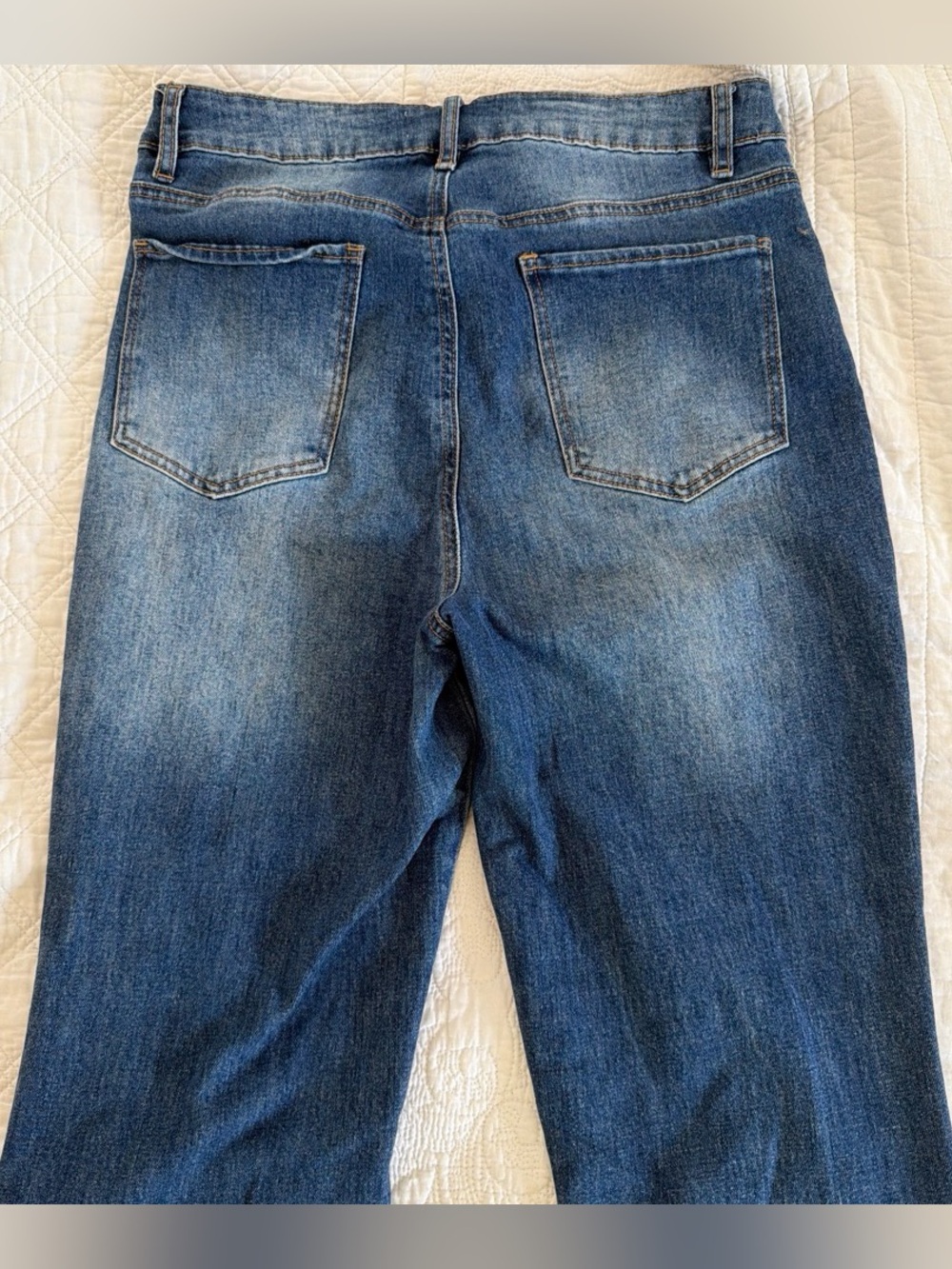 Cute Patchwork Flare Jeans - Picture 3 of 3